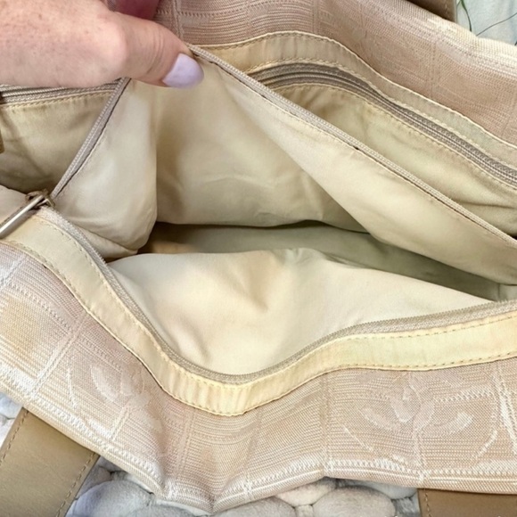 Chanel Pre Loved CC Travel Line Tote Handbag in great used condition. - Picture 8 of 10